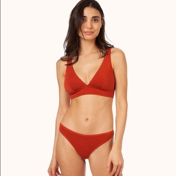 Lively Other - Lively all day plunge bralette
